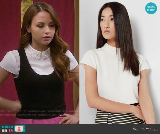 Ted Baker Hellia Embellished Collar Top worn by Sofia Rodriguez (Aimee Carrero) on Young and Hungry