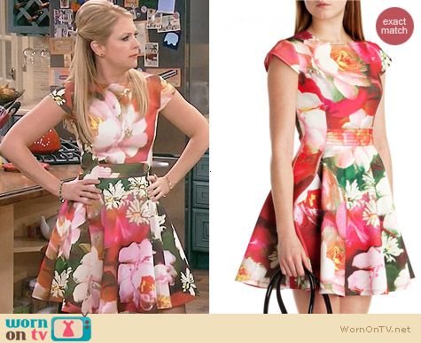 Ted Baker Roziey Dress worn by Melissa Joan Hart on Melissa & Joey