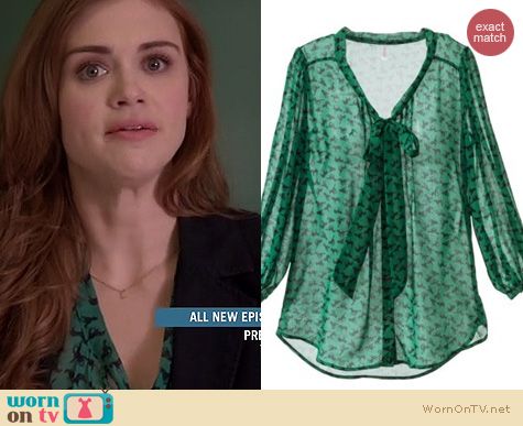 Teen Wolf Fashion: Target Xhilaration horse printed low bow top worn by Holland Roden