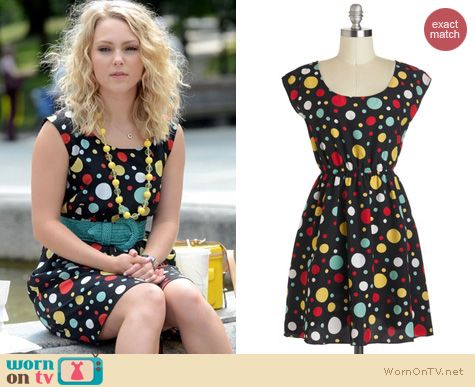 The Carrie Diaries Fashion: Modcloth Beginning to see the spotlights dress worn by AnnaSophia Robb