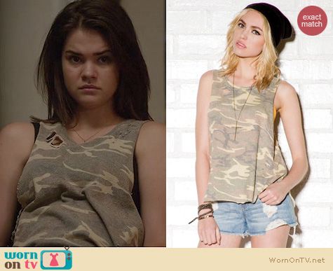 The Fosters Fashion: Forever 21 Destroyed camo muscle tee worn by Maia Mitchell