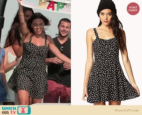 The Vineyard Fashion: Forever 21 Floral Babydoll dress worn by Sophi Alvarez