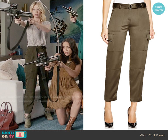 Theory Hannon Splendor Cargo Pants worn by Melissa Shart (January Jones) on Last Man On Earth