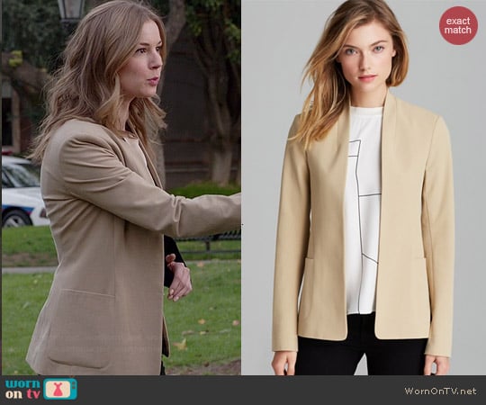 Theory Kacela Blazer worn by Emily VanCamp on Revenge