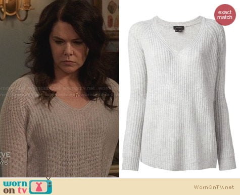 Theory V Neck Sweater worn by Lauren Graham on Parenthood