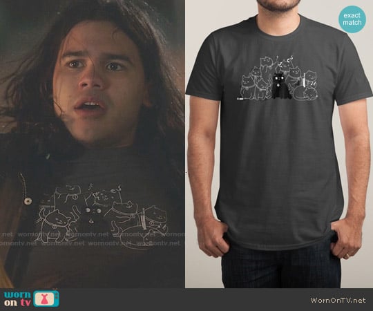 Threadless 8 Down, 1 To Go T-shirt worn by Cisco Ramon (Carlos Valdes) on The Flash