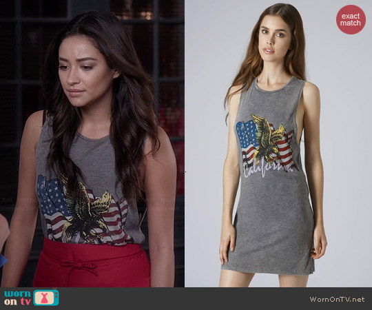 Topshop  Acid Wash Twist Back Tank Dress worn by Emily Fields (Shay Mitchell) on Pretty Little Liars