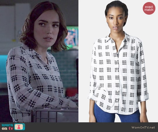 Topshop Check Grid Shirt worn by Jemma Simmons (Elizabeth Henstridge) on Agents of SHIELD