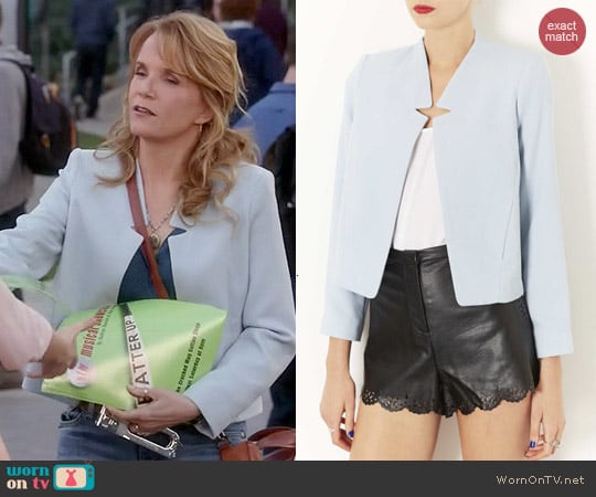 Topshop Romeo Notch Jacket worn by Kathryn Kennish (Lea Thompson) on Switched at Birth