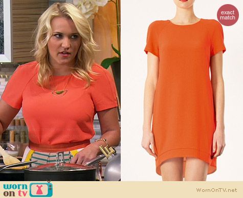 Topshop Crepe Shift Dress worn by Emily Osment on Young & Hungry