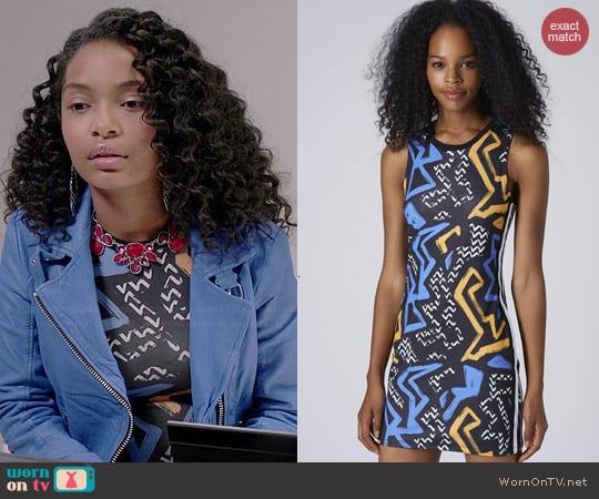 Topshop Graffiti Print Bodycon Dress worn by Yara Shahidi on Black-ish