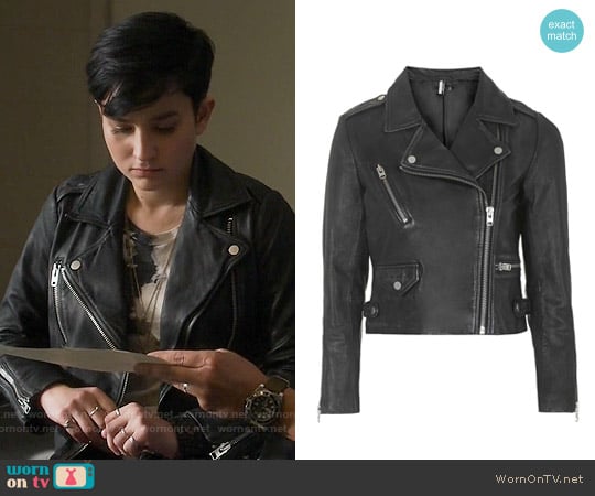 Topshop Luxe Leather Biker Jacket worn by Audrey Jensen (Bex Taylor-Klaus) on Scream