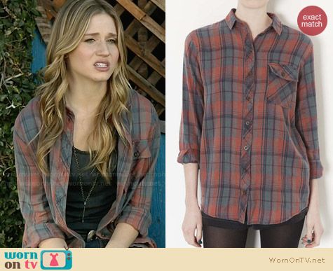 Topshop Marvin Plaid Shirt worn by Rita Volk on Faking It