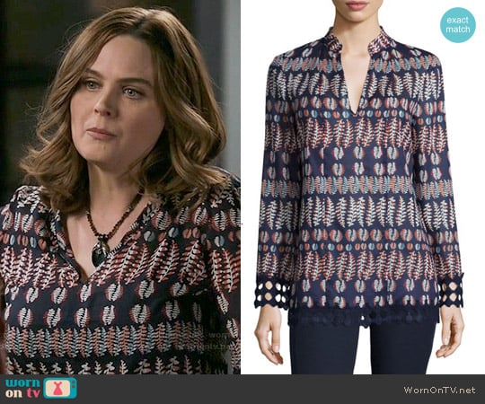 Tory Burch Long-Sleeve Printed Tunic in Tory Navy worn by Temperance 'Bones' Brennan (Emily Deschanel) on Bones