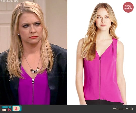 Trina Turk Banning Top in Orchid worn by  Melanie Burke (Melissa Joan Hart) on Melissa and Joey