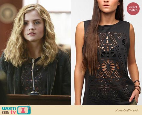 Twisted Fashion: Urban Outfitters Title Unknown lasercut muscle tee worn by Maddie Hasson