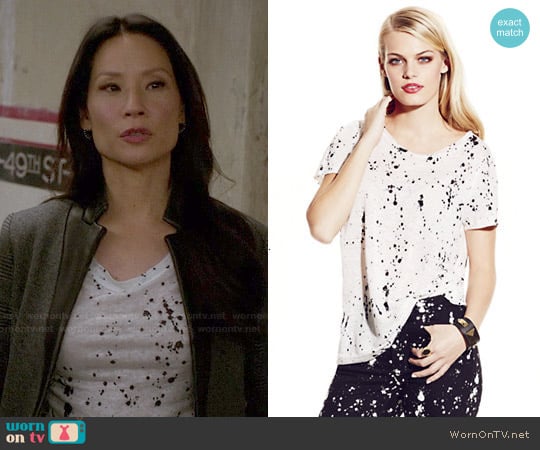 TWO by Vince Camuto Linen Jersey Mod Splatter Print T-shirt worn by Joan Watson (Lucy Liu) on Elementary