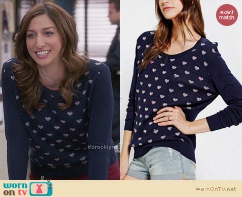 Urban Outfitters Cooperative Suzy Pullover in Hearts worn by Chelsea Peretti on Brooklyn 99