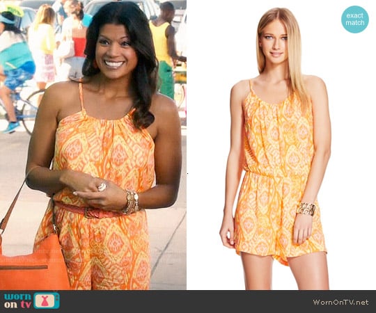 Target Vero Moda Printed Romper worn by Xiomara Villanueva (Andrea Navedo) on Jane the Virgin