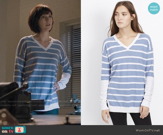 Vince Cotton Slub Block Stripe Slim V-Neck Sweater worn by Laurel Healy (Mary Elizabeth Winstead) on BrainDead