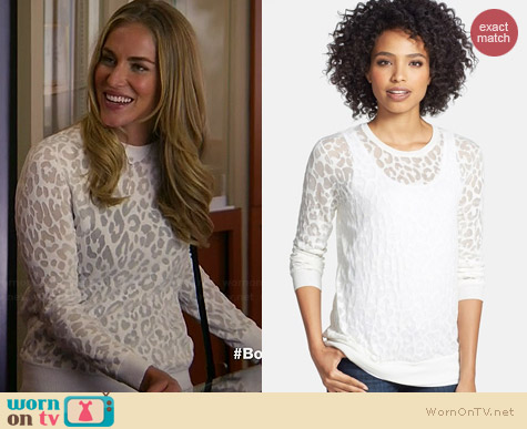 Vince Camuto Animal Burnout Sweater worn by Elizabeth Whitson on Awkward