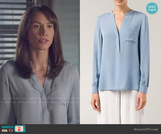 Vince Split Neck Tunic Top worn by Tess Vargas (Nina Lisandrello) on Beauty and the Beast