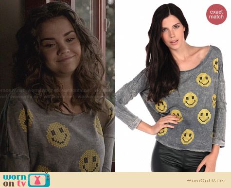 Vintage Havana Slashed Back Smiley Sweatshirt worn by Maia Mitchell on The Fosters