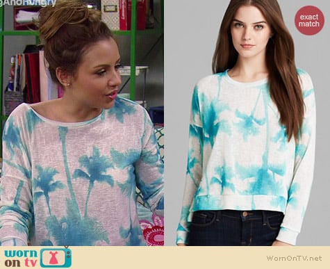 Vintage Havana Palm Tree Sweatshirt worn by Aimee Carrero on Young & Hungry