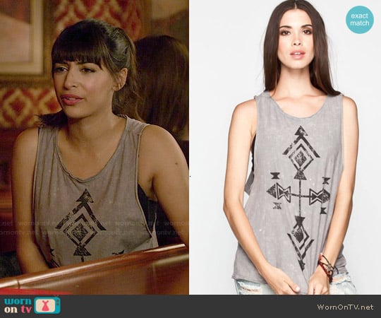 Workshop Ascend Descend Muscle Tank worn by Cece Parekh (Hannah Simone) on New Girl