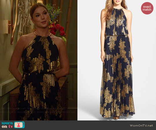 Xscape Foiled Blouson Gown worn by Emily VanCamp on Revenge