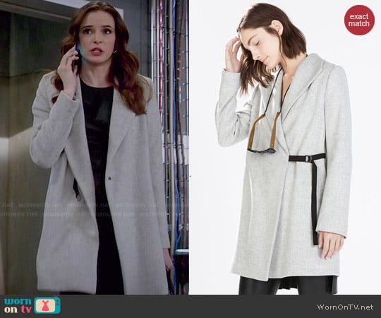 Zara Coat with Wide Collar by Zara worn by Caitlin Snow (Danielle Panabaker) on The Flash