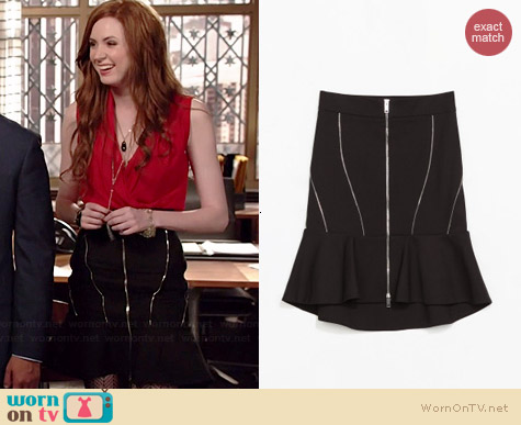 Zara Flounced Skirt with Zips worn by Karen Gillan on Selfie