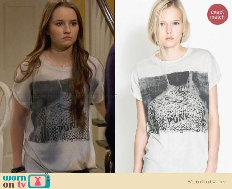 Zara Punk Design T-shirt worn by Kaitlyn Dever on Last Man Standing