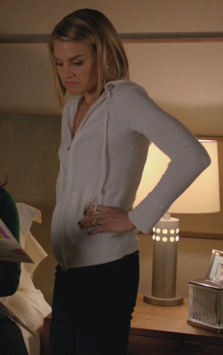 Jane's white hoodie on Happy Endings