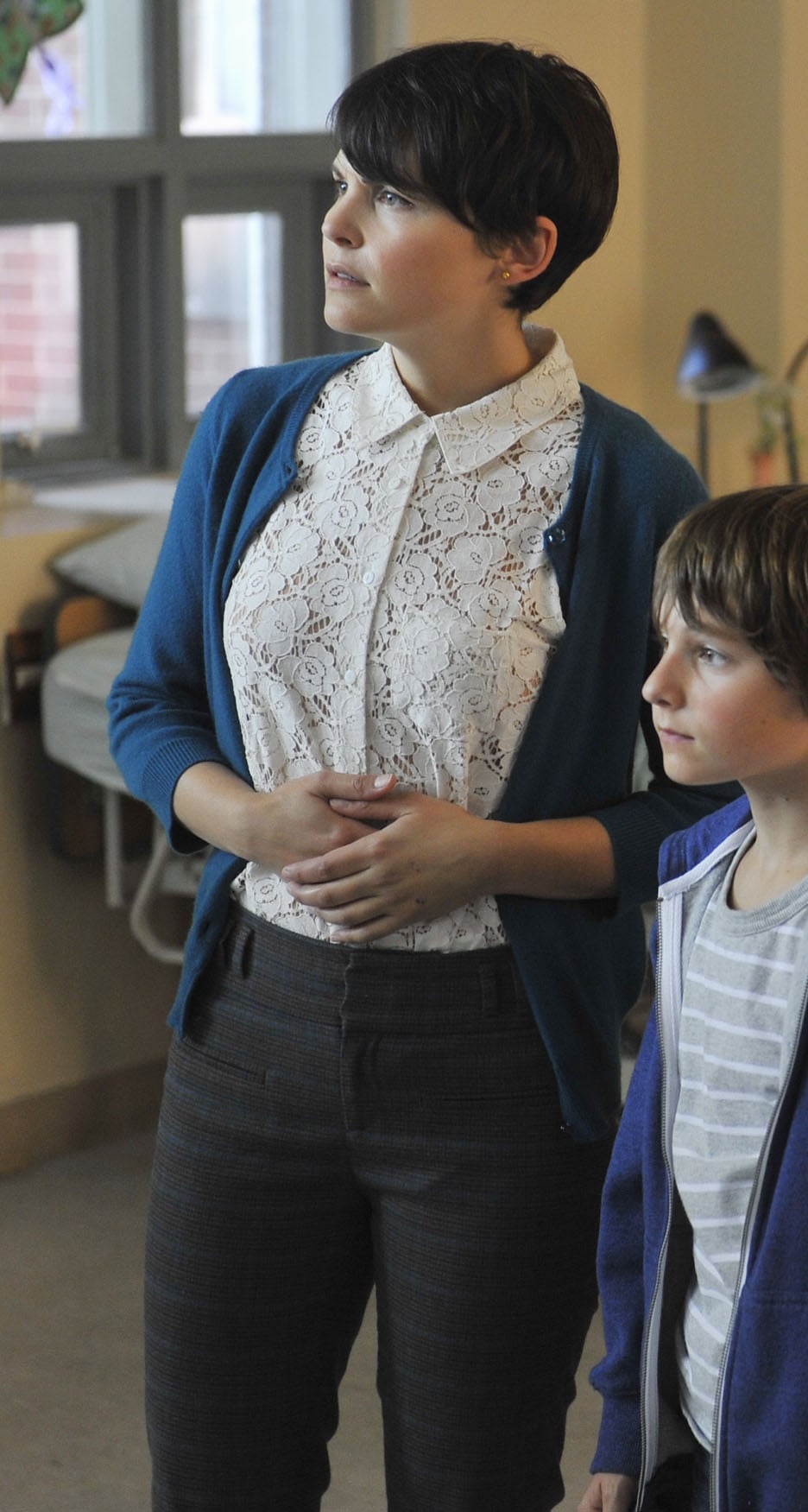 Mary's white lace collared top on Once Upon a Time