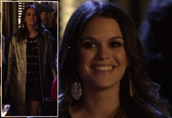 Zoe's glitter coat and silver leaf earrings on Hart of Dixie