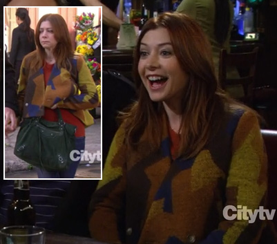 Lily's yellow and brown jacket with green bag on How I Met Your Mother