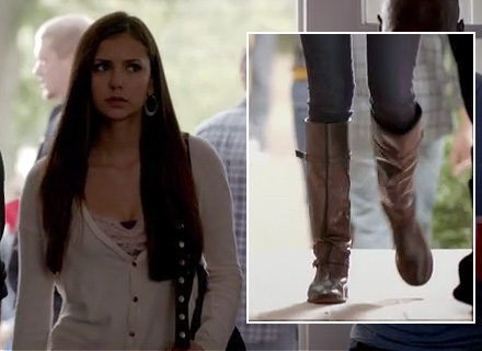 Elena's flat brown boots on the Vampire Diaries