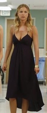Emily's black hi low/dipped hem dress on Revenge