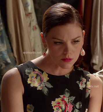 Annabeth's black floral dress on Hart Of Dixie