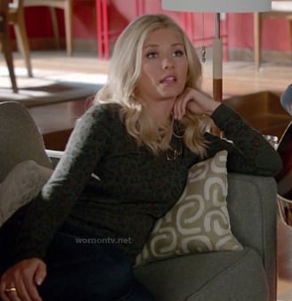 Alex's dark green leopard sweater on Happy Endings