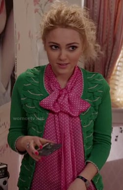Carrie's pink polka dot blouse and green cardigan on The Carrie Diaries