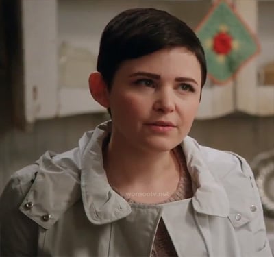 Mary (Snow White)'s White jacket on Once Upon a Time