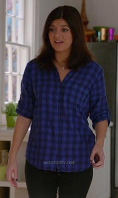 Penny's blue gingham check shirt on Happy Endings