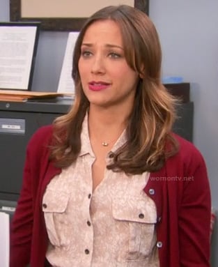 Ann's beige printed shirtdress on Parks & Rec