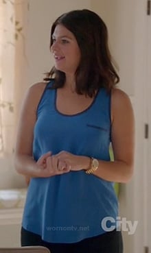 Penny's blue tank top with contrast trim on Happy Endings