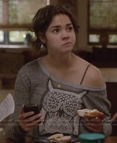 Callie's grey owl sweatshirt on The Fosters