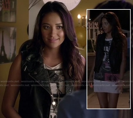 Emily's graphic print tshirt dress and leather vest on Pretty Little Liars