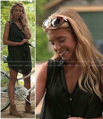 Katie's black shirtdress and ankle boots on The Vineyard