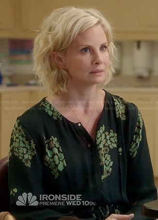 Kristina's black and green floral print dress on Parenthood